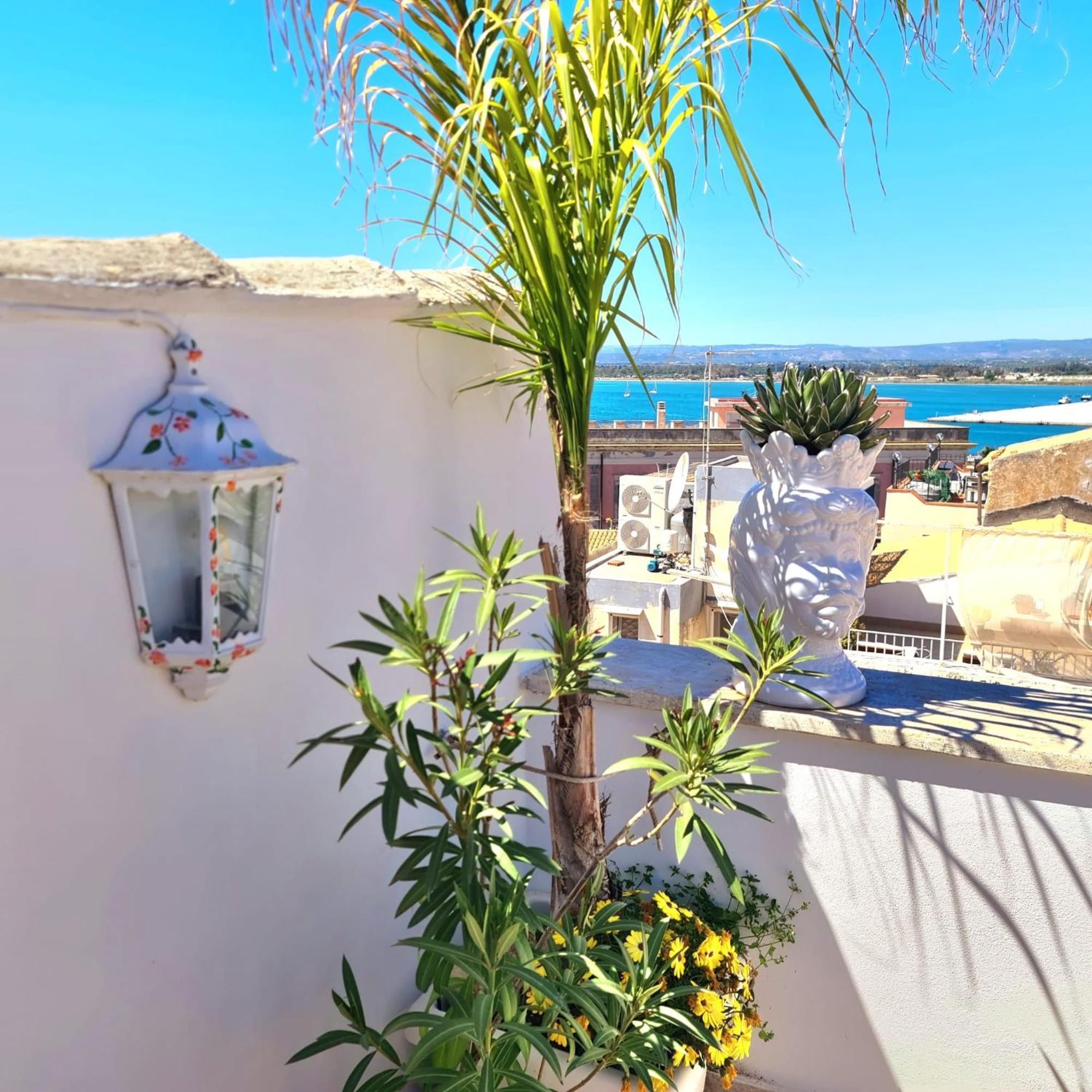 Casa Eunice Di Ortigia Сиракуза Екстериор снимка